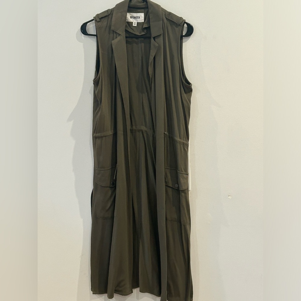 Bb Dakota Vest